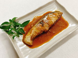 丸ごとすぐ食べられるブリのみそ漬